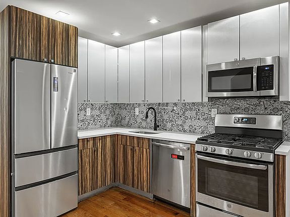 2nd image of 1127 Halsey St APT 1