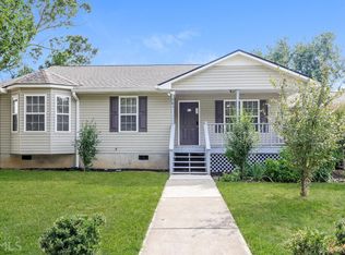 381 Wingfoot St, Rockmart, GA