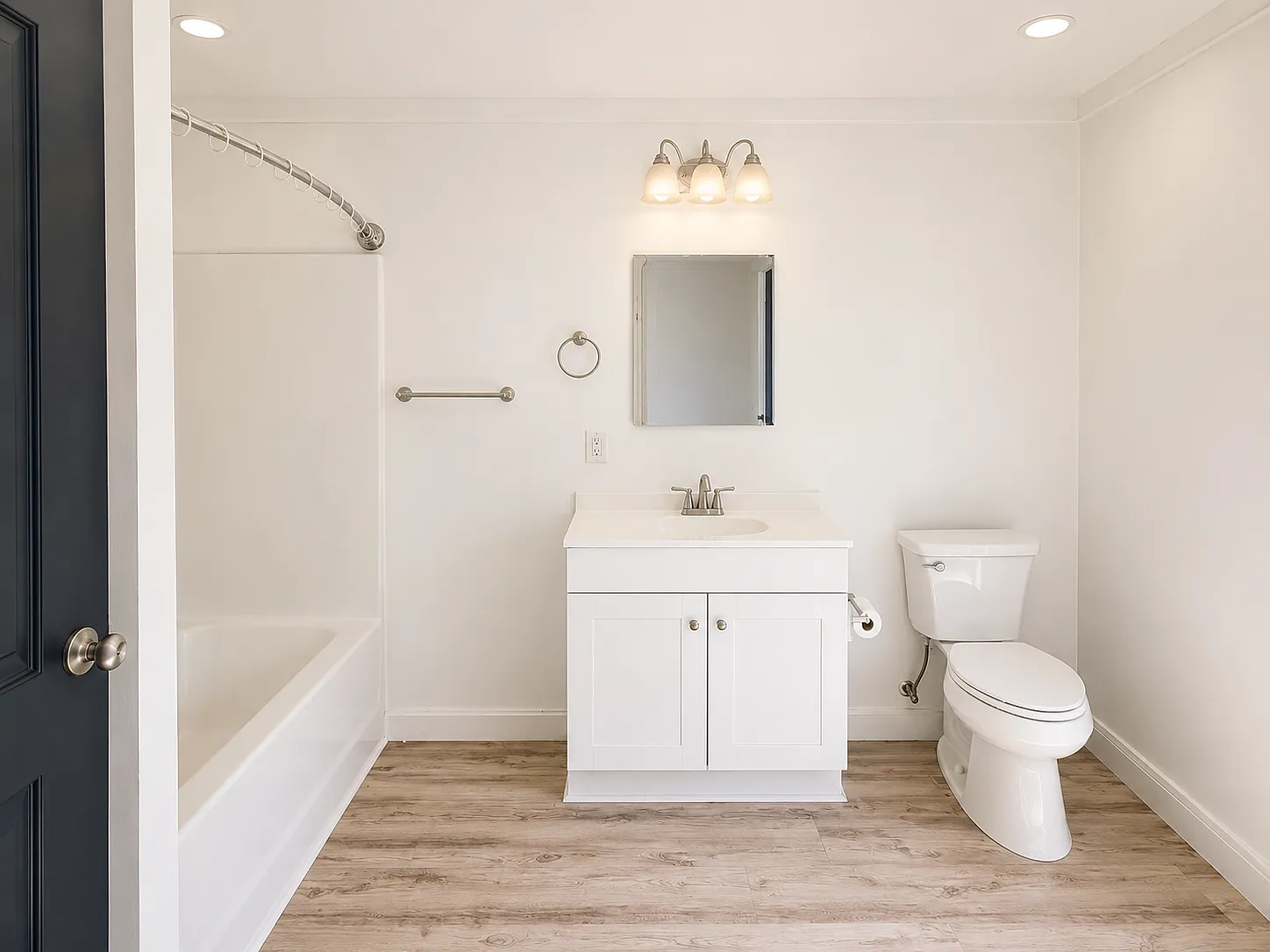 Studio, 995 sqft, $1,900 — Photo 3