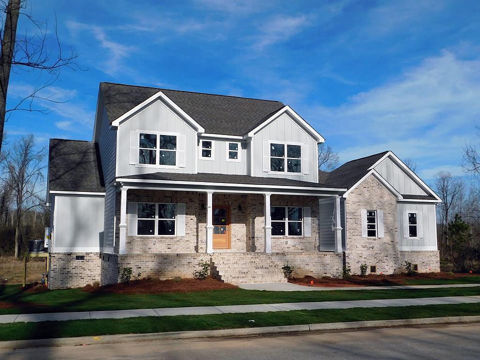 1st image of 639 River North Drive