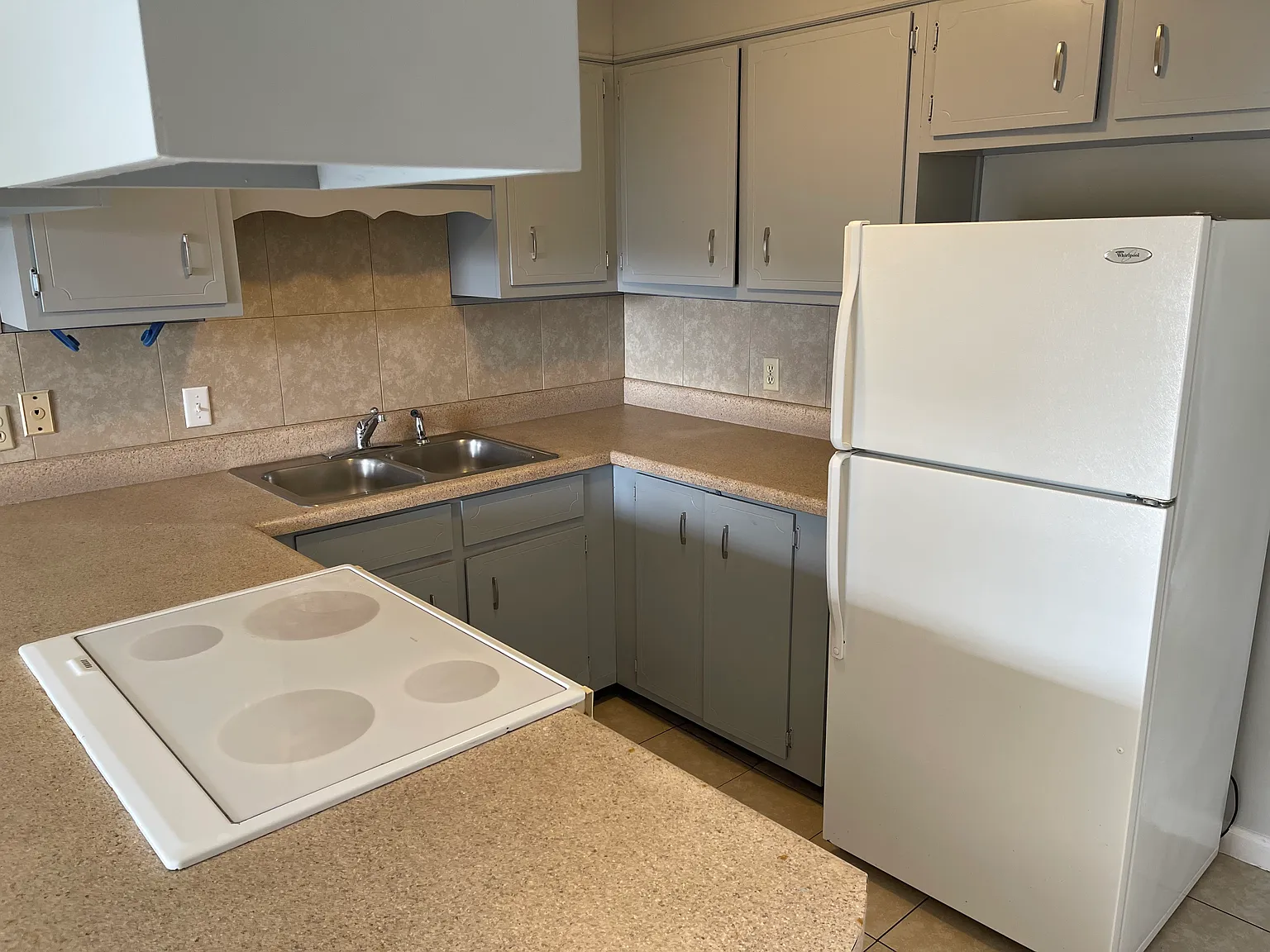 3386 Barrancas Ave — Photo 4