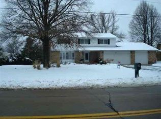 2315 E 46th St, Davenport, IA 52807