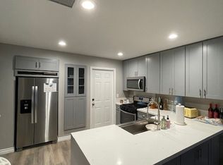 3902 Sierra Morena Ave, Carlsbad, CA 92010