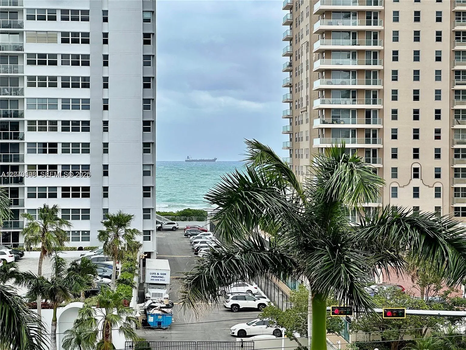 Islands-Martinique Condo — Photo 2