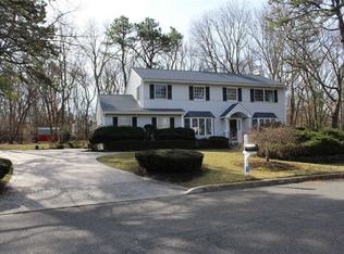 111 Stethem Dr, Centereach, NY 11720