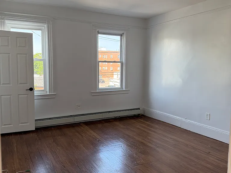 14 Elm St #2 — Photo 3