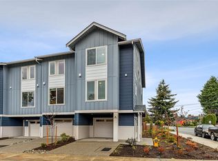 16111 36th Ave W #F3, Lynnwood, WA 98087