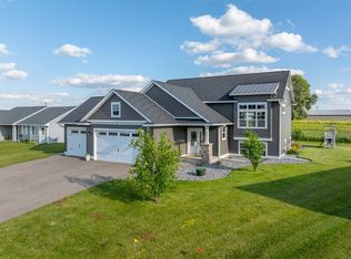 441 Highland Dr, Ellsworth, WI 54011