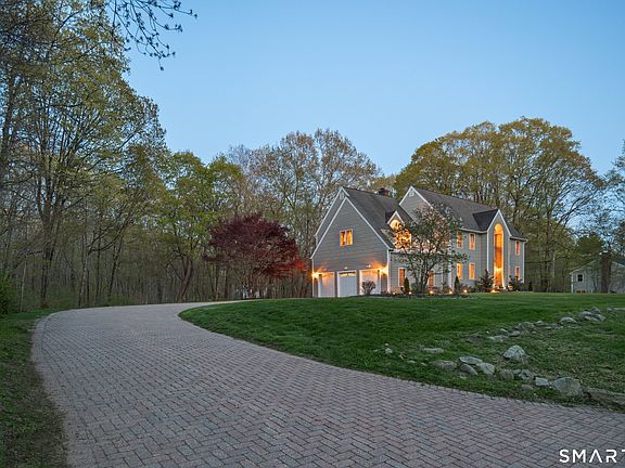 2nd image of 420 Summer Hill Road