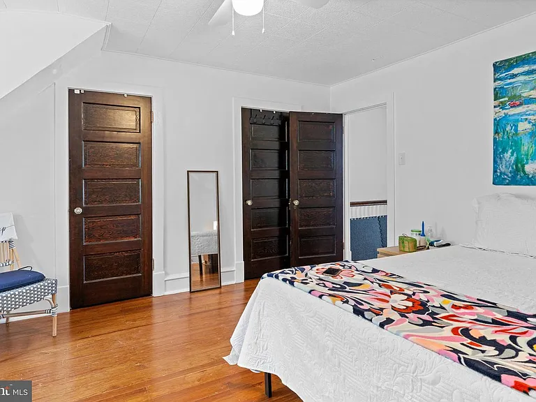 7437 Germantown Ave — Photo 16