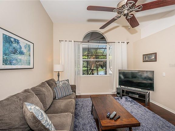 5th image of 6614 Shortbay Pl