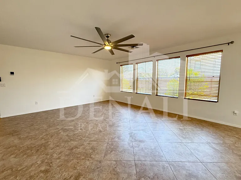 3771 E Betsy Ln — Photo 12