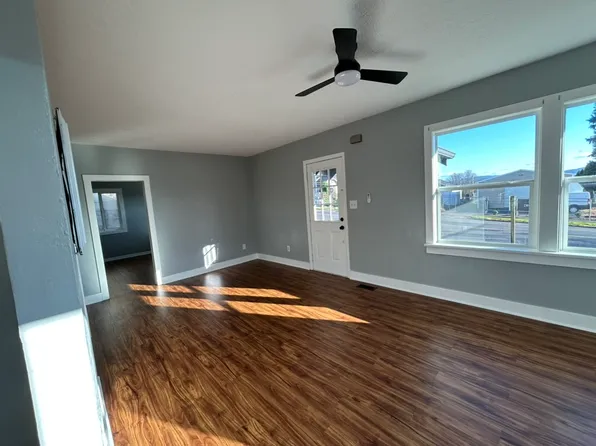 (undisclosed Address), Kelso, WA 98626