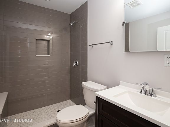 5th image of 1133 N Douglas Ave