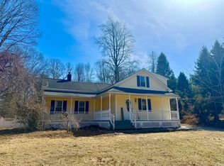 146 River St, Deep River, CT 06417