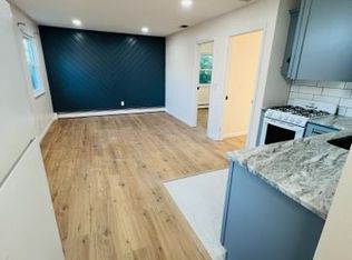 479 Nicolls Rd FLOOR 2, Deer Park, NY 11729