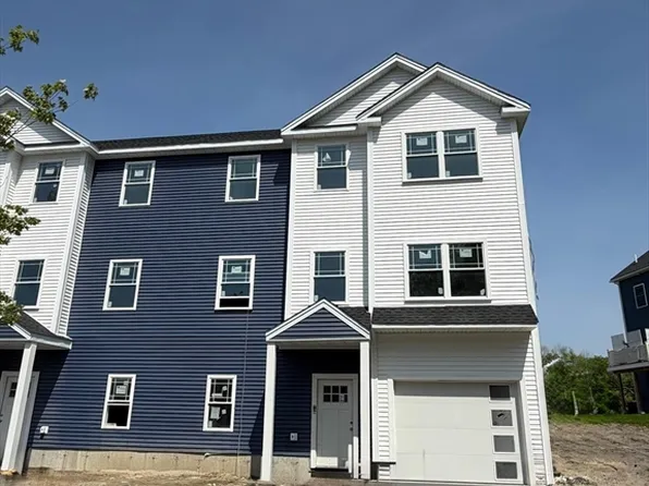 3 Doris Dr, North Chelmsford, MA 01863