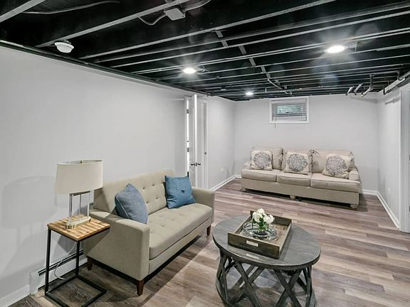 5th image of 327 2nd St APT 1