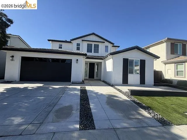 4 bed, 3.0 bath, 2503 sqft, $4,500 — Photo 2