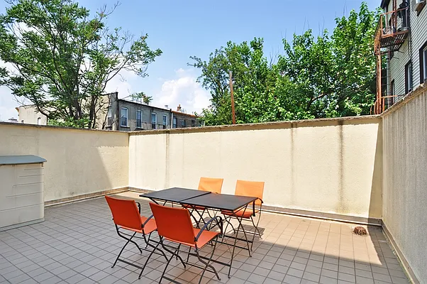 Rented by Corcoran | media 12