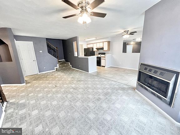 5th image of 1036 Pebblewood Dr