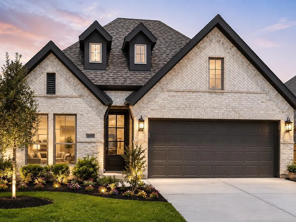 1638 Lorenzo Ln