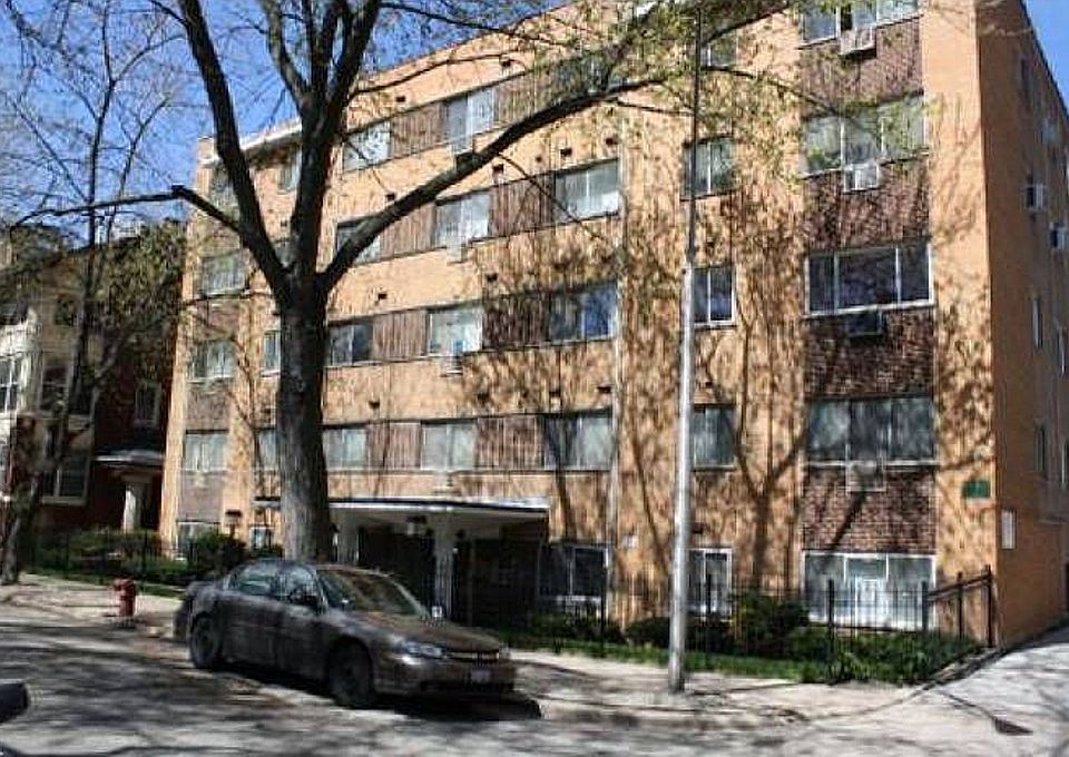 1st image of 850 W Margate Ter APT 204