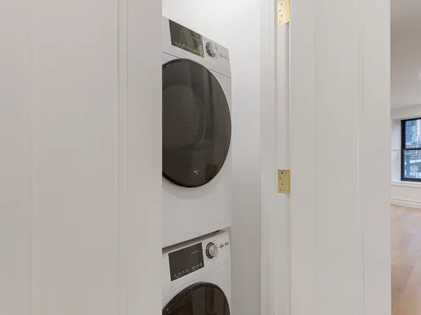 15 Verona Place image 10 of 13