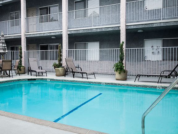 4th image of 614 E Verdugo Ave APT 211