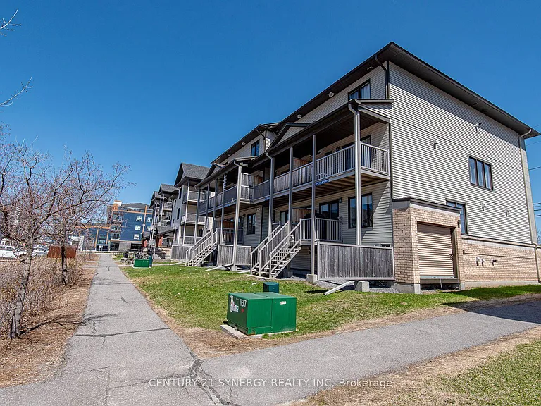 2228 Tenth Line Rd — Photo 41