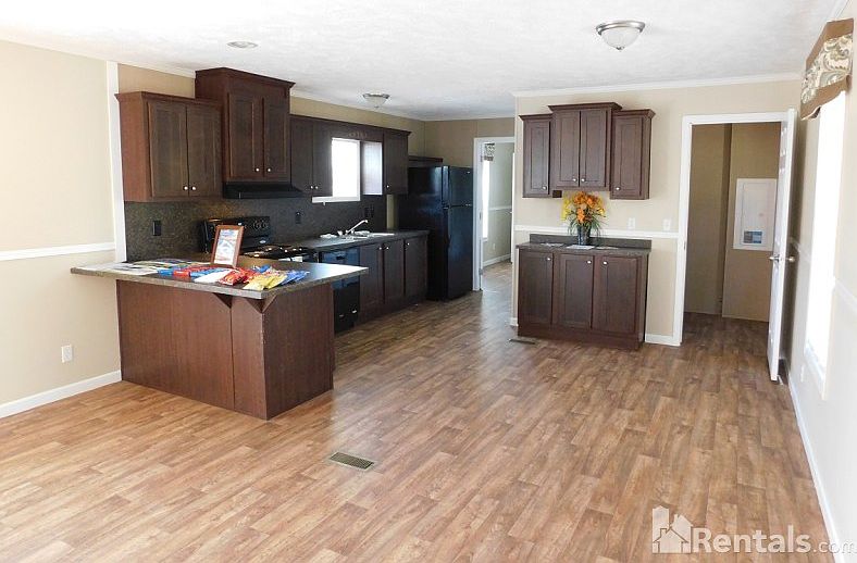1st image of 5511 E Shore Dr
