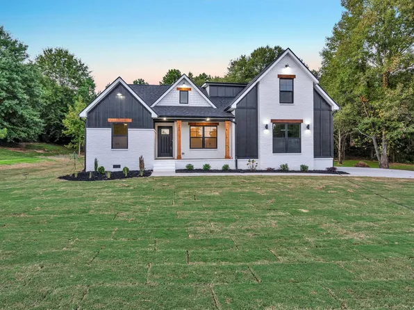 The Farmhouse 1889 Plan, Verde Farms