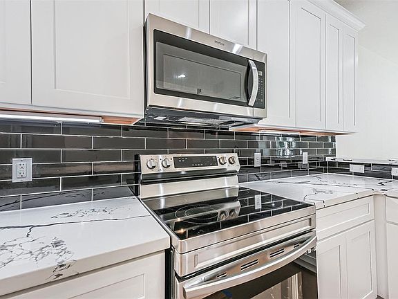 2nd image of 5317 Chennault Rd Unit A