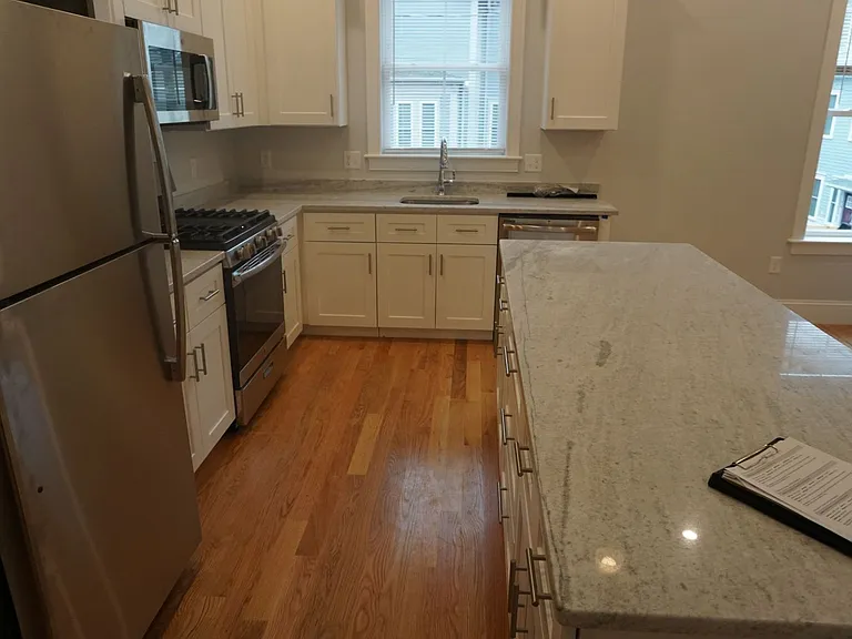 12 Murdock St #4 — Photo 2