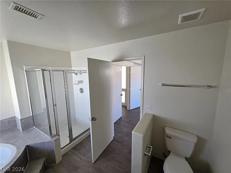8829 Cornwall Glen Ave — Photo 62