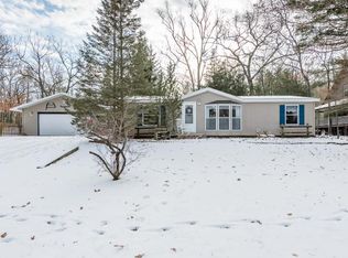 4363 Old Sand Rd, Caseville, MI 48725