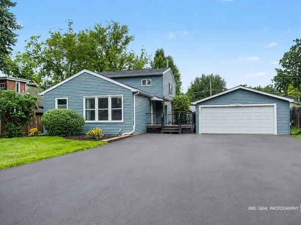 1530 Grove Dr, Round Lake Beach, IL 60073