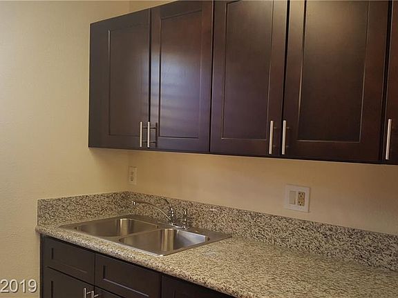 3rd image of 218 E Merlayne Dr APT 7