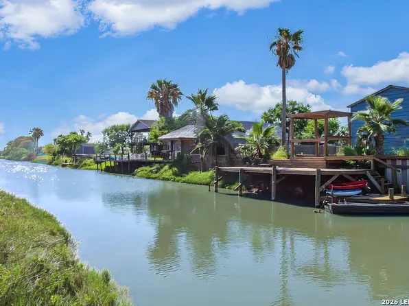 247 Allen M Parks, Rockport, TX 78382