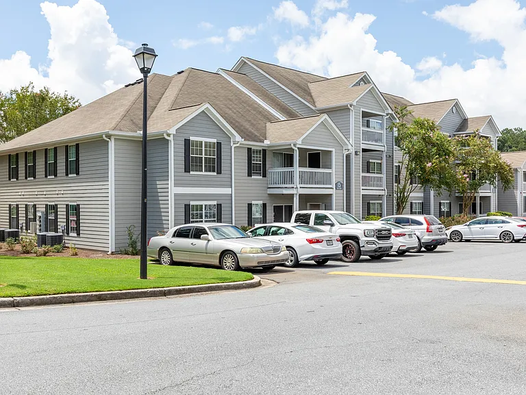 Northwood Apartment Homes — Photo 11