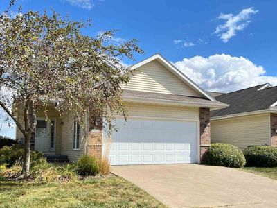 122 Brentwood Dr, Iowa City, IA, 52245