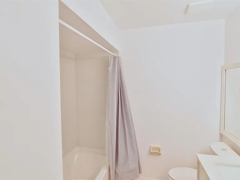 72 Lakepointe Cir — Photo 47