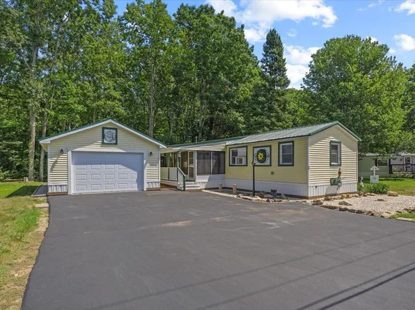 35 Leisure Drive, Alfred, ME 04002
