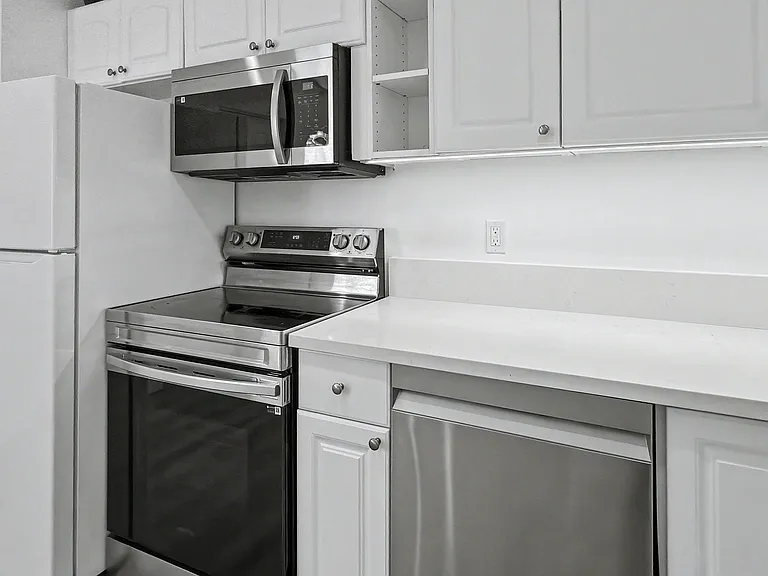 545 W Shenandoah St #B — Photo 3