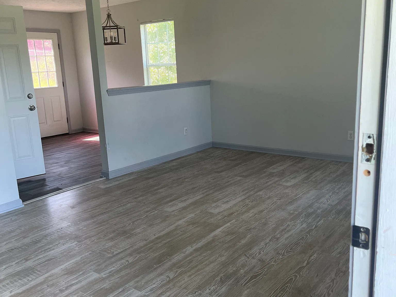 3 bed, 1404 sqft, $1,750 — Photo 2