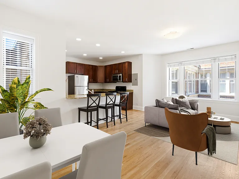 5404 N Kenmore Ave #3 — Photo 5