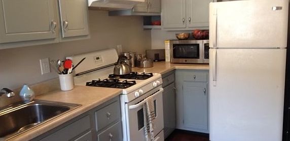 Eat in kitchen