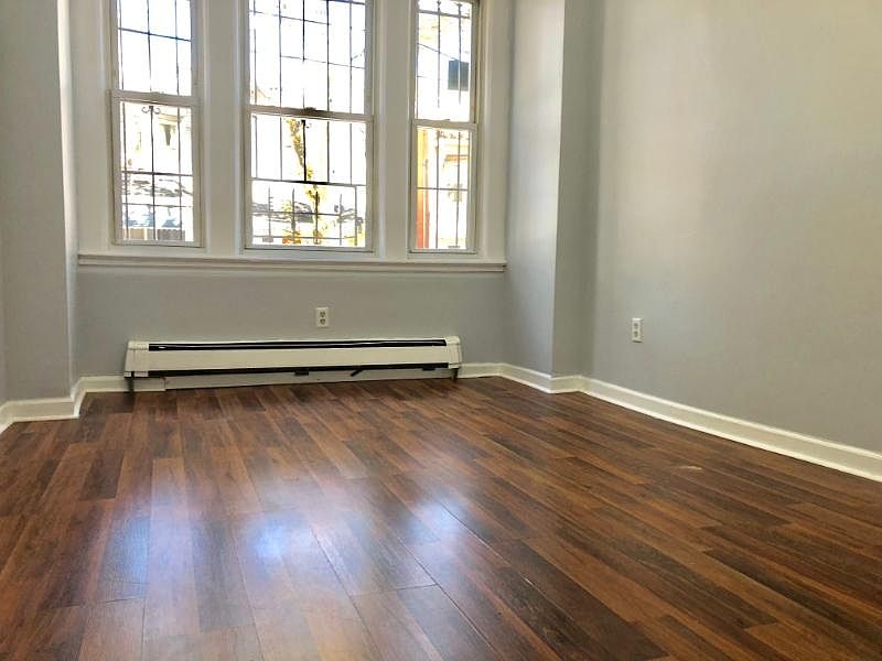 2nd image of 117 Grant Ave #2Y