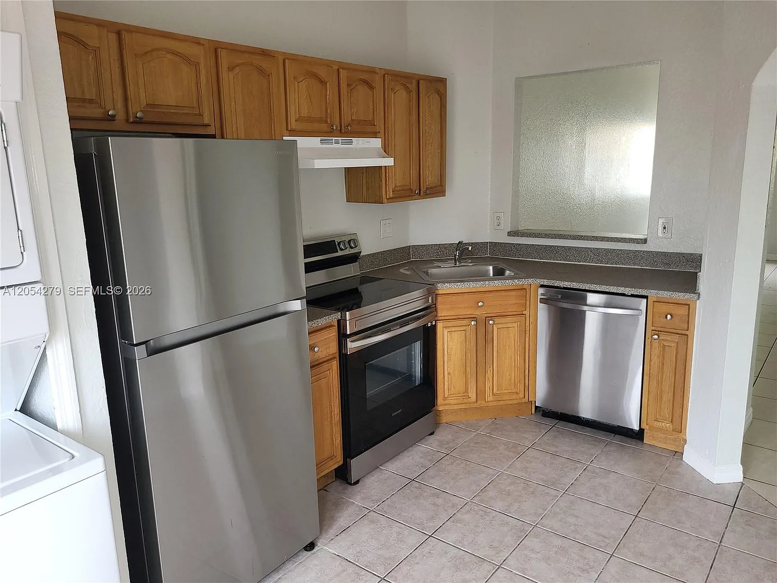 Edgewater Condo — Photo 3