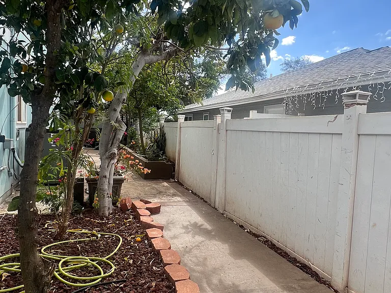 Kawailani Cir — Photo 25